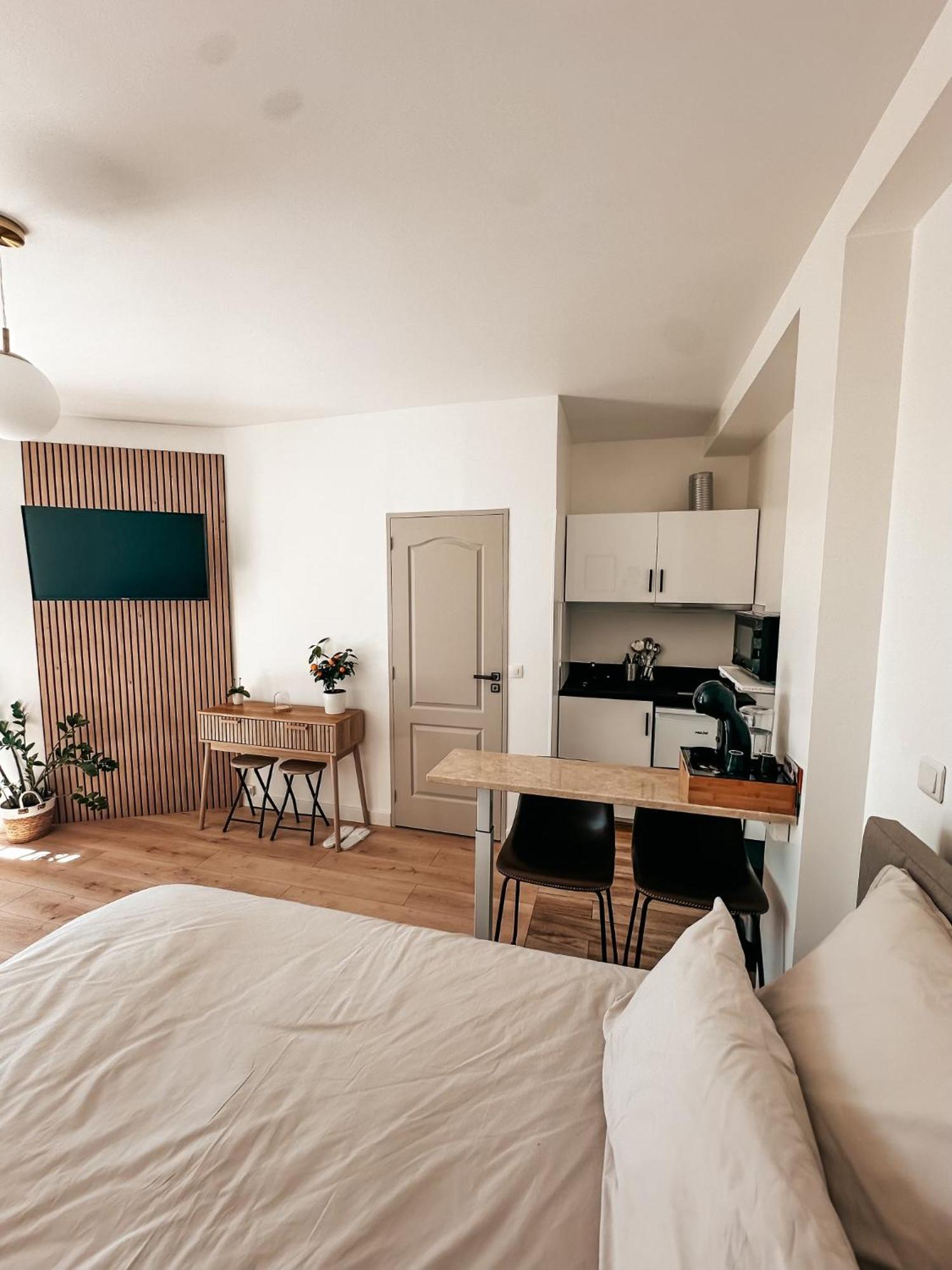 Logement Tres Chaleureux A Marseille Bagian luar foto